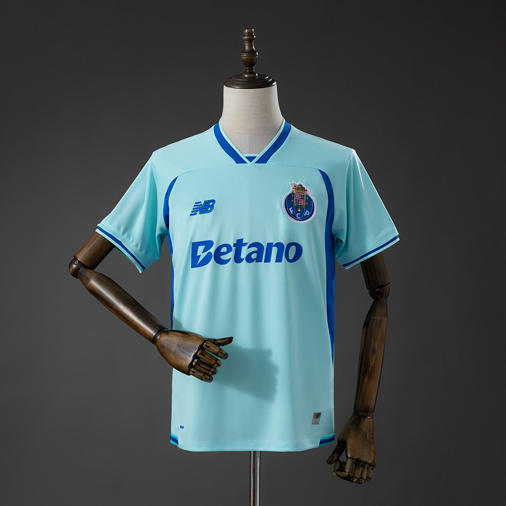 Porto Alternativo Third 26/27