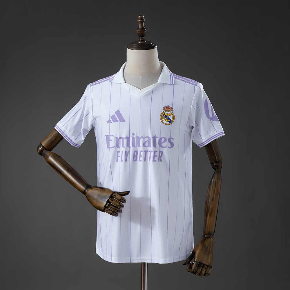 Real Madrid Retro Style 26/27