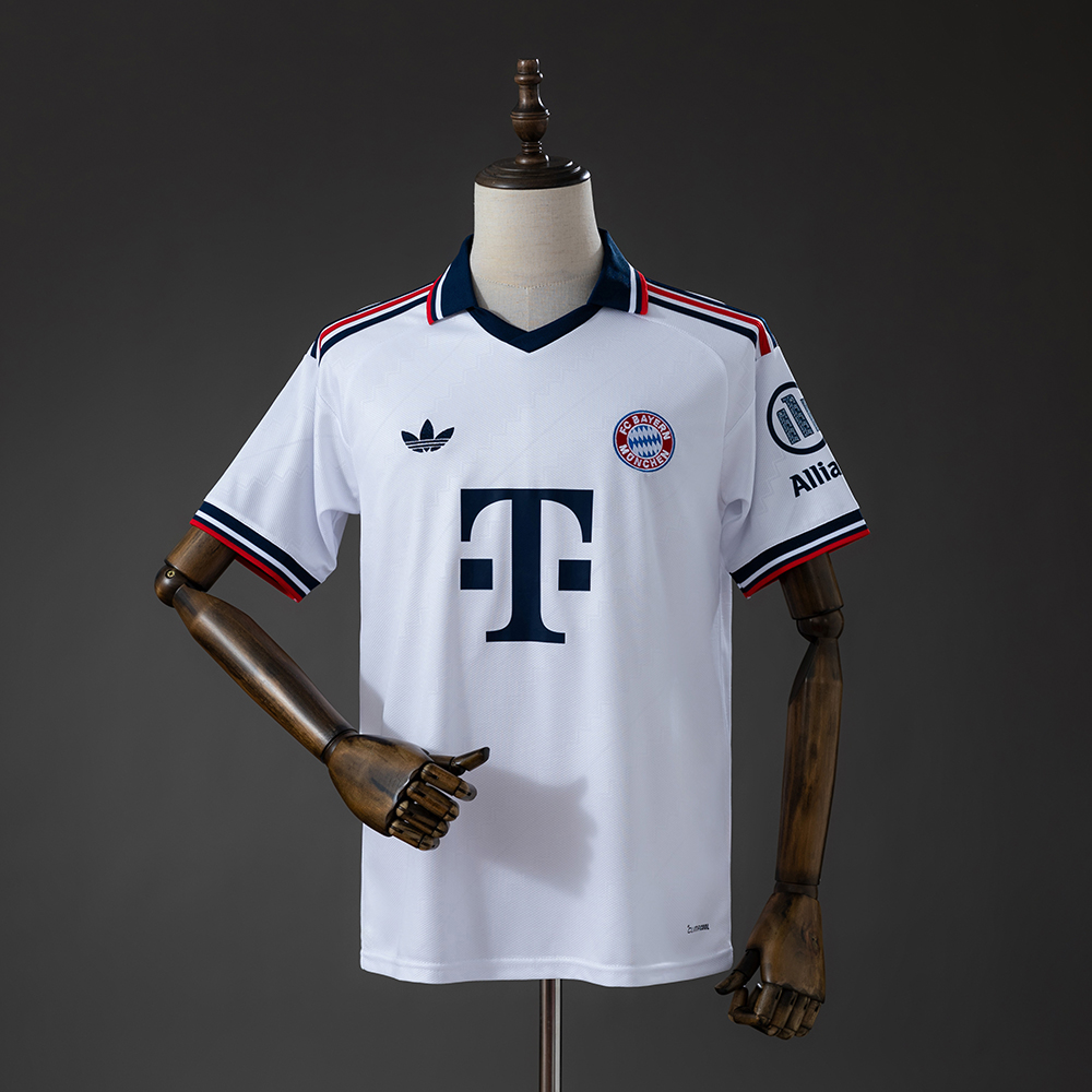Bayern Munich Alternativa 26/27